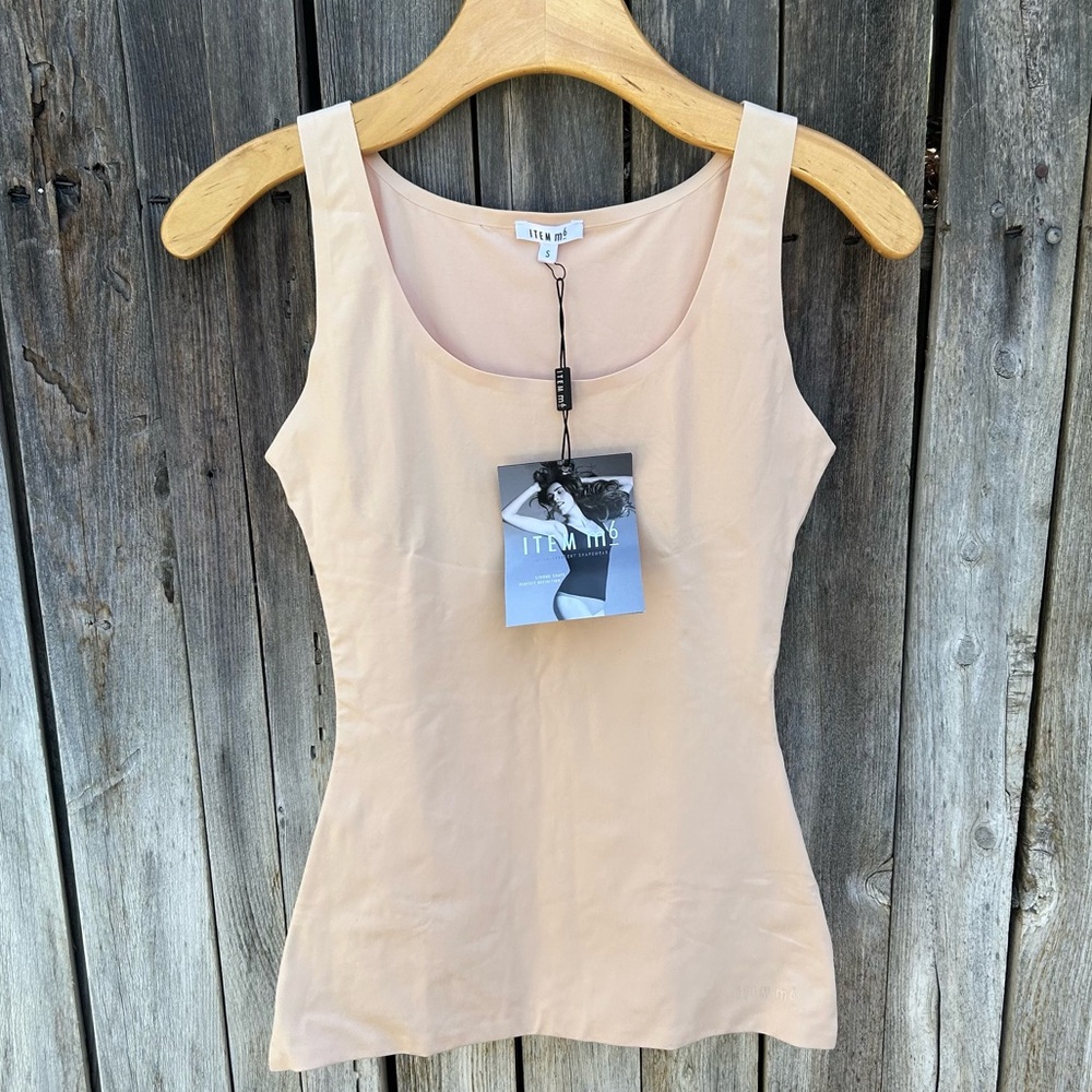NWT Item M6 Sleek Shape Tank Top Nude S